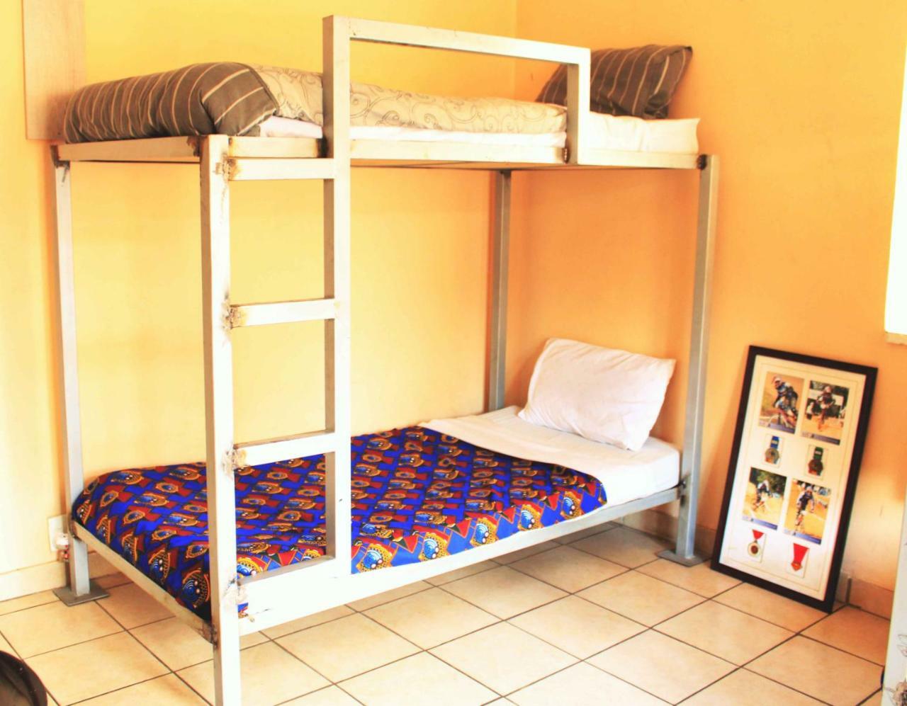 Urban Backpackers Hostel Johannesburg Ngoại thất bức ảnh